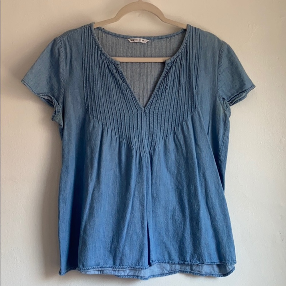 Women’s Gap Jean Shirt